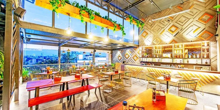 restaurants near me